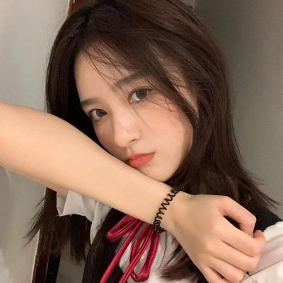 龙纹身的女鬼入镜